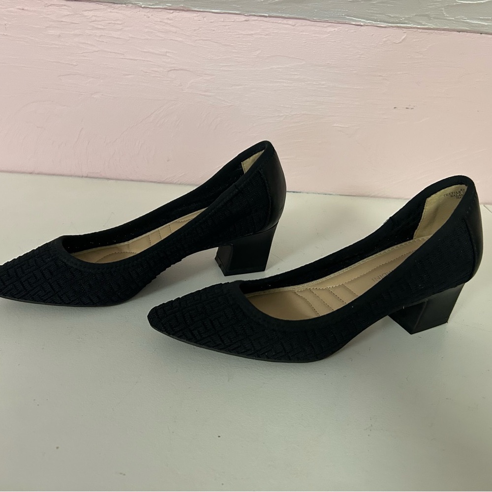 Elegant Black Women's Shoes